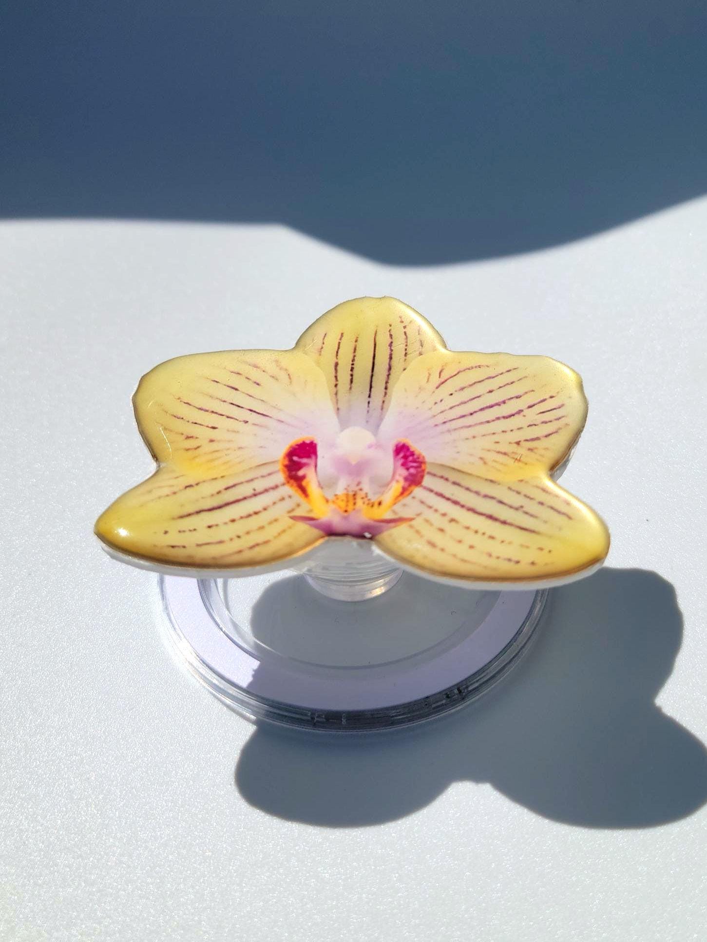 Yellow Orchid MagSafe Phone Grip – Elegant Floral Phone Grip | Minimalist Easter Lily iPhone Accessory