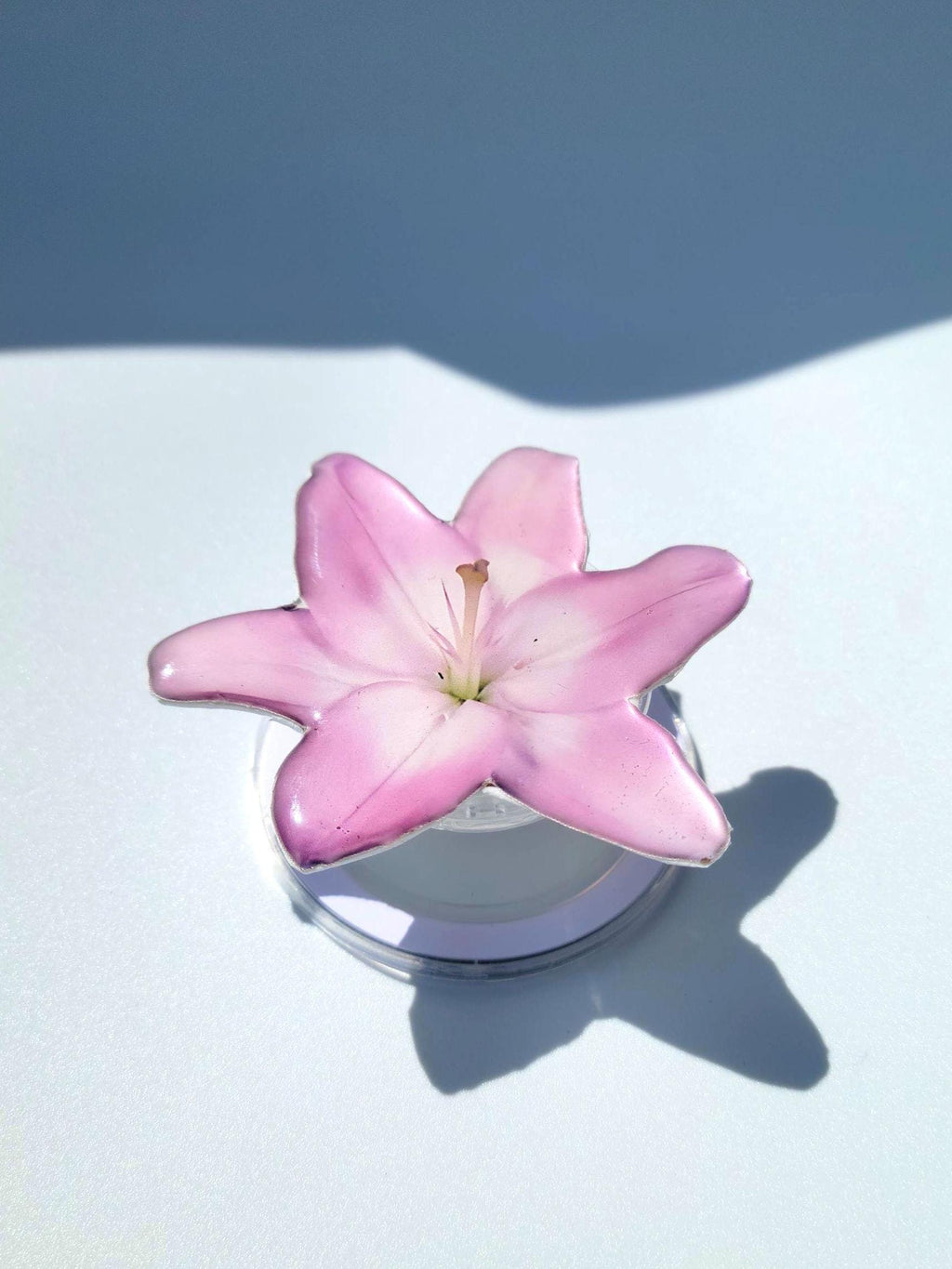 Pink Lily MagSafe Phone Grip – Elegant Floral Phone Grip | Minimalist Easter Lily iPhone Accessory