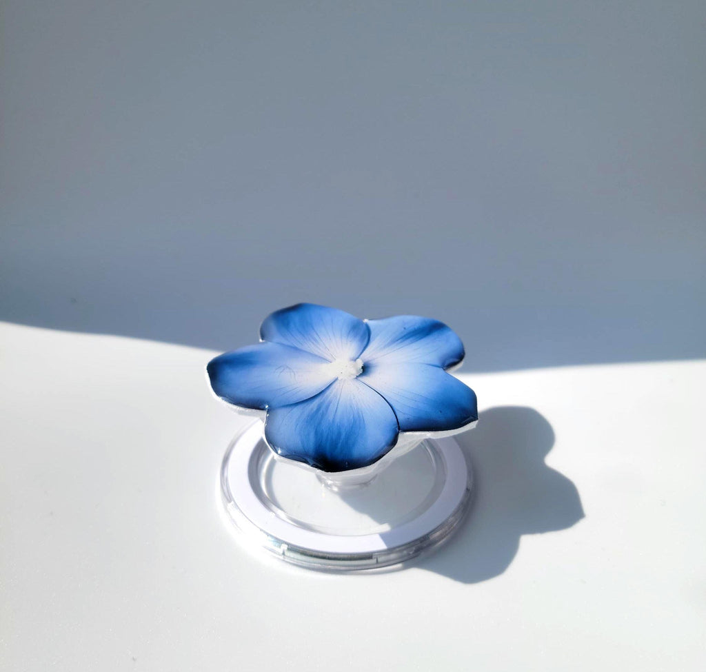Blue Periwinkle MagSafe Phone Grip – Chic Floral Phone Grip | Modern Blue Periwinkle iPhone Accessory