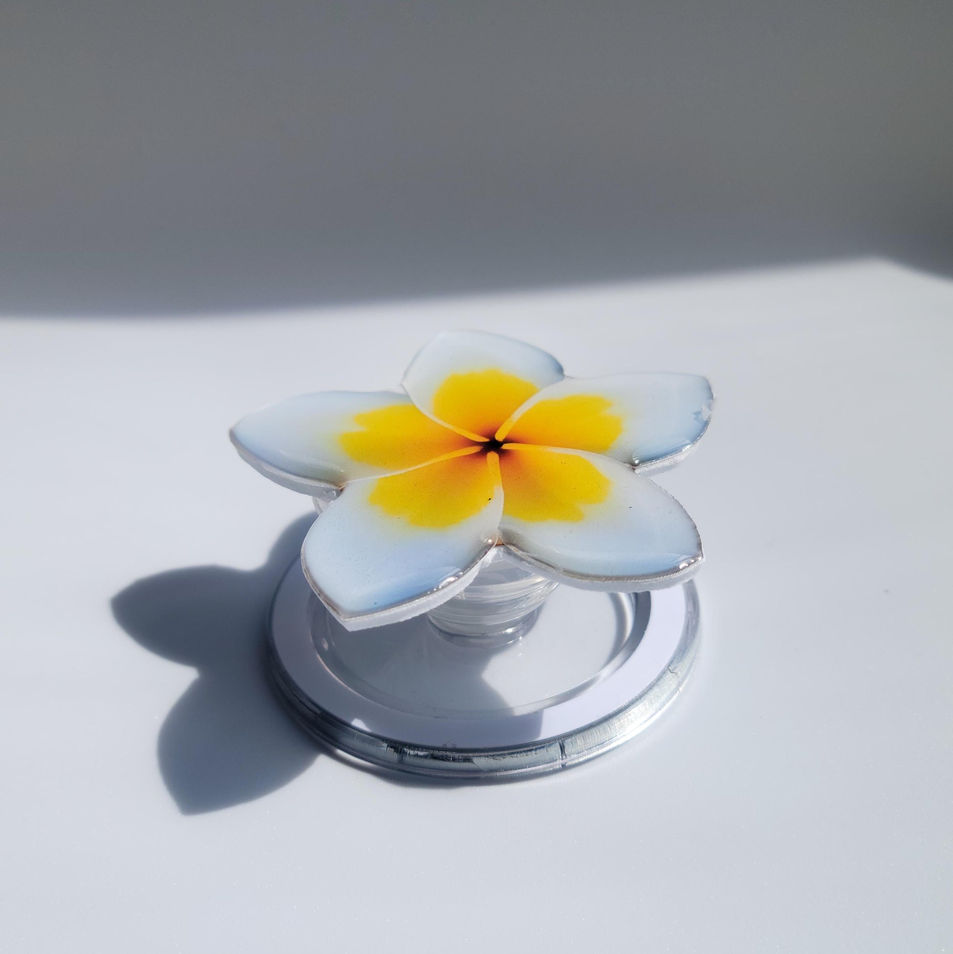 Plumeria MagSafe Phone Grip – Tropical Flower Phone Grip | Minimalist Floral MagSafe Accessory