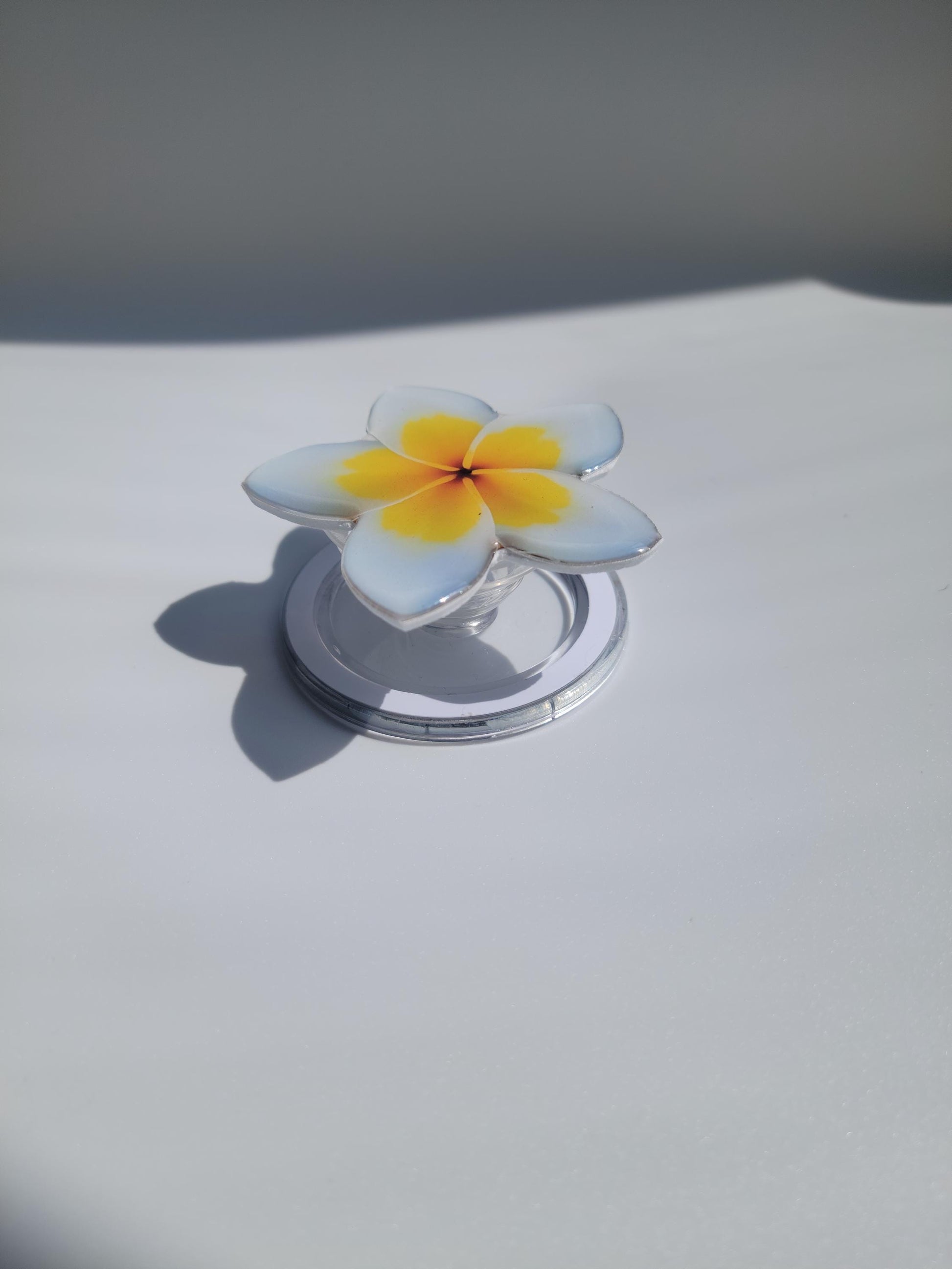 Plumeria MagSafe Phone Grip – Tropical Flower Phone Grip | Minimalist Floral MagSafe Accessory