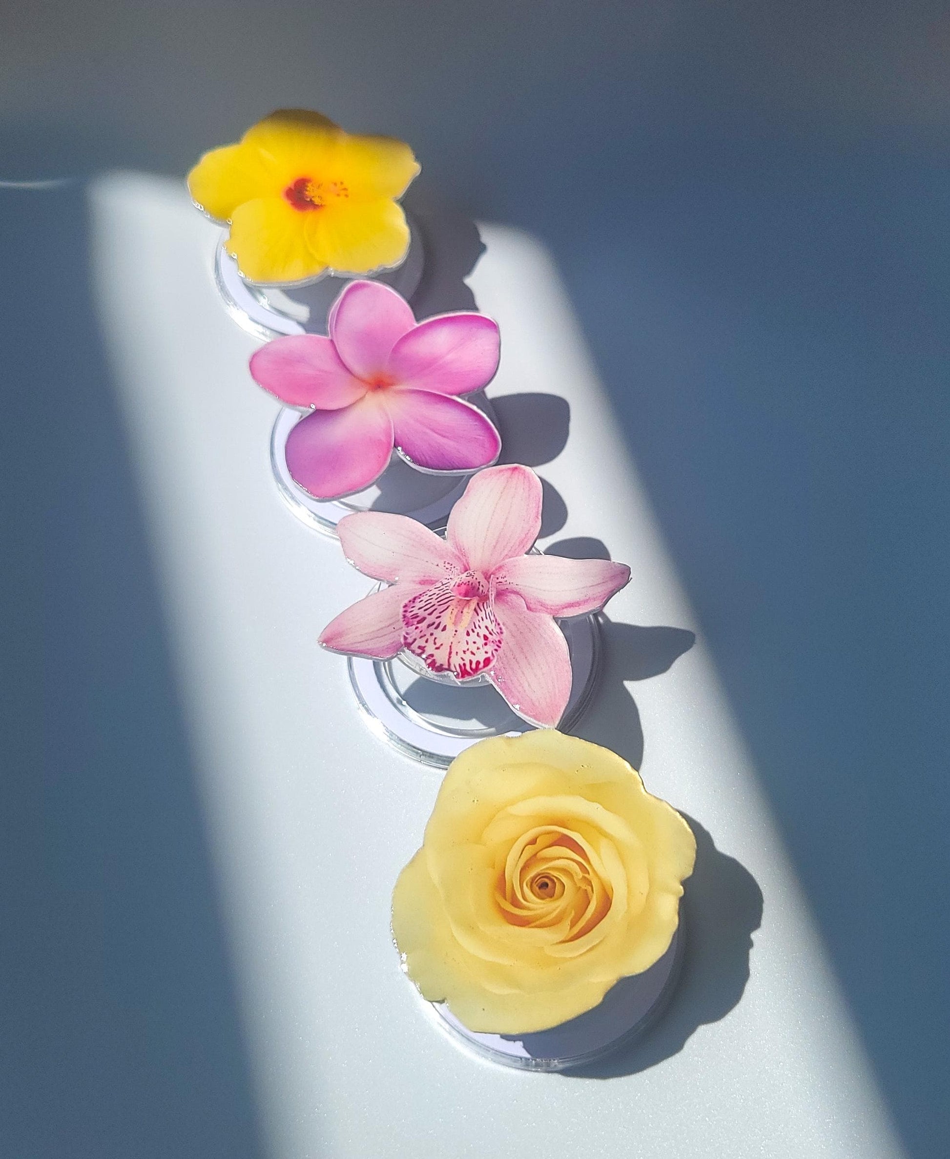 Pink Plumeria Magnetic Phone Grip
