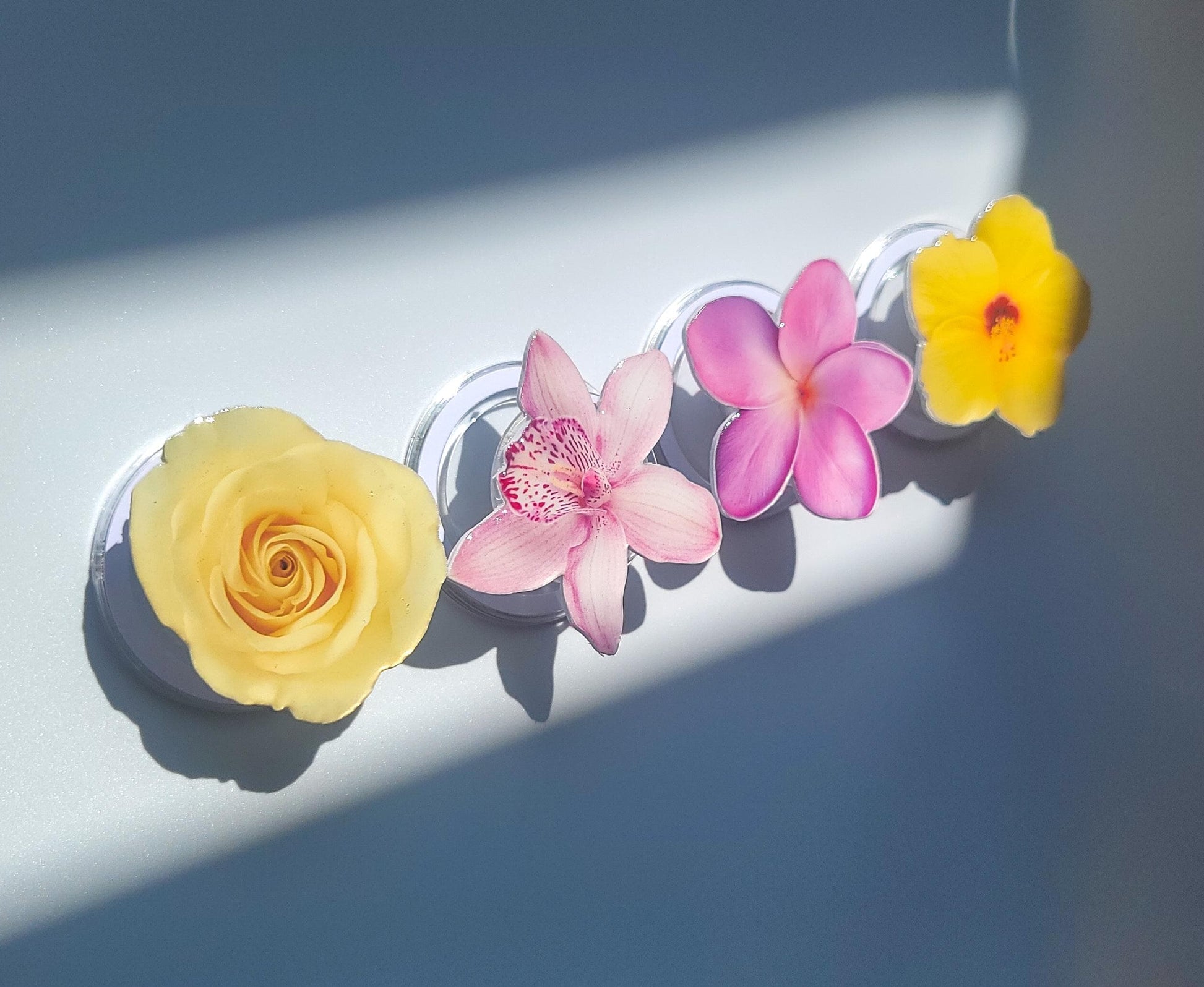 Yellow Rose Magnetic Phone Grip